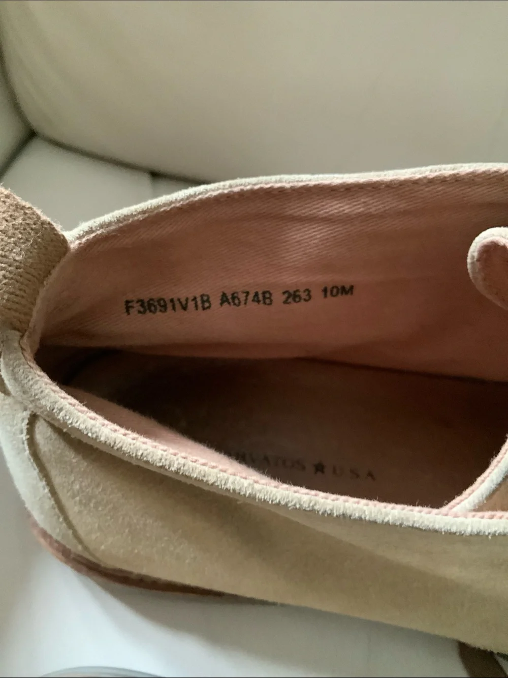 John Varvatos Suede Boots Mens 10M Tan Chukka Ankle Lace Up Desert Designer.